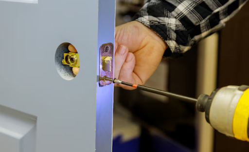 How Locksmith Services Can Help You Regain Access to Your Home During Emergencies